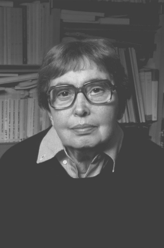Lovinescu, Monica